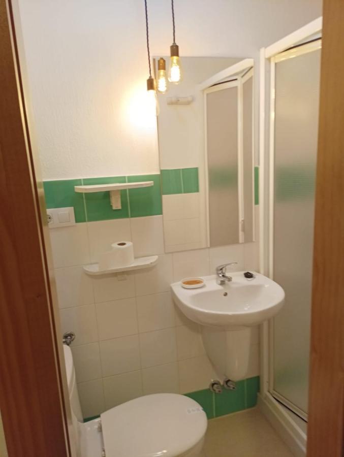 Hospedium Dlj Hostal Ben Nassar Arjona Exteriér fotografie