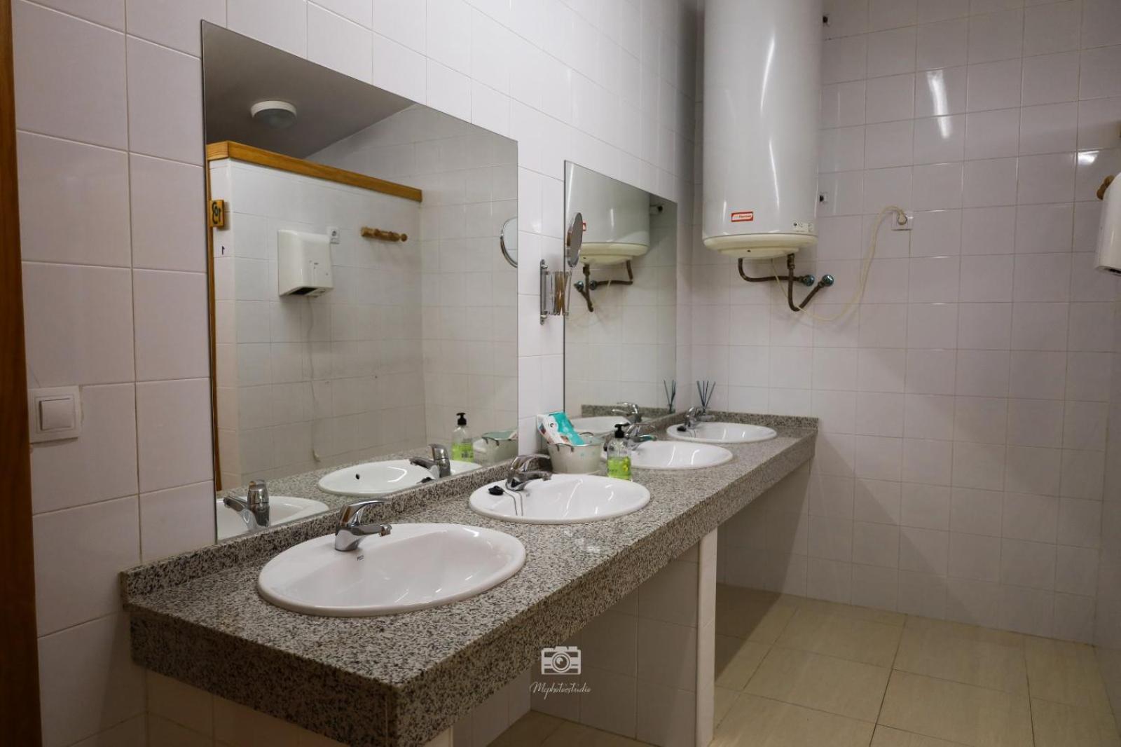 Hospedium Dlj Hostal Ben Nassar Arjona Exteriér fotografie