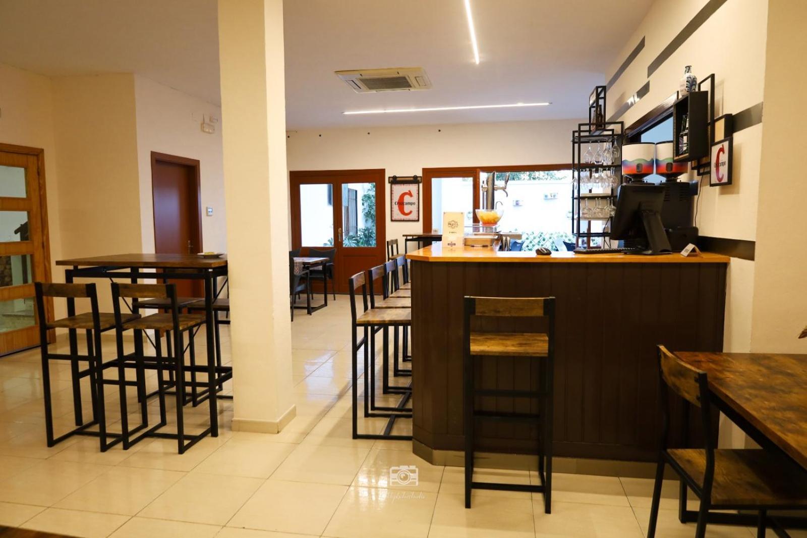 Hospedium Dlj Hostal Ben Nassar Arjona Exteriér fotografie