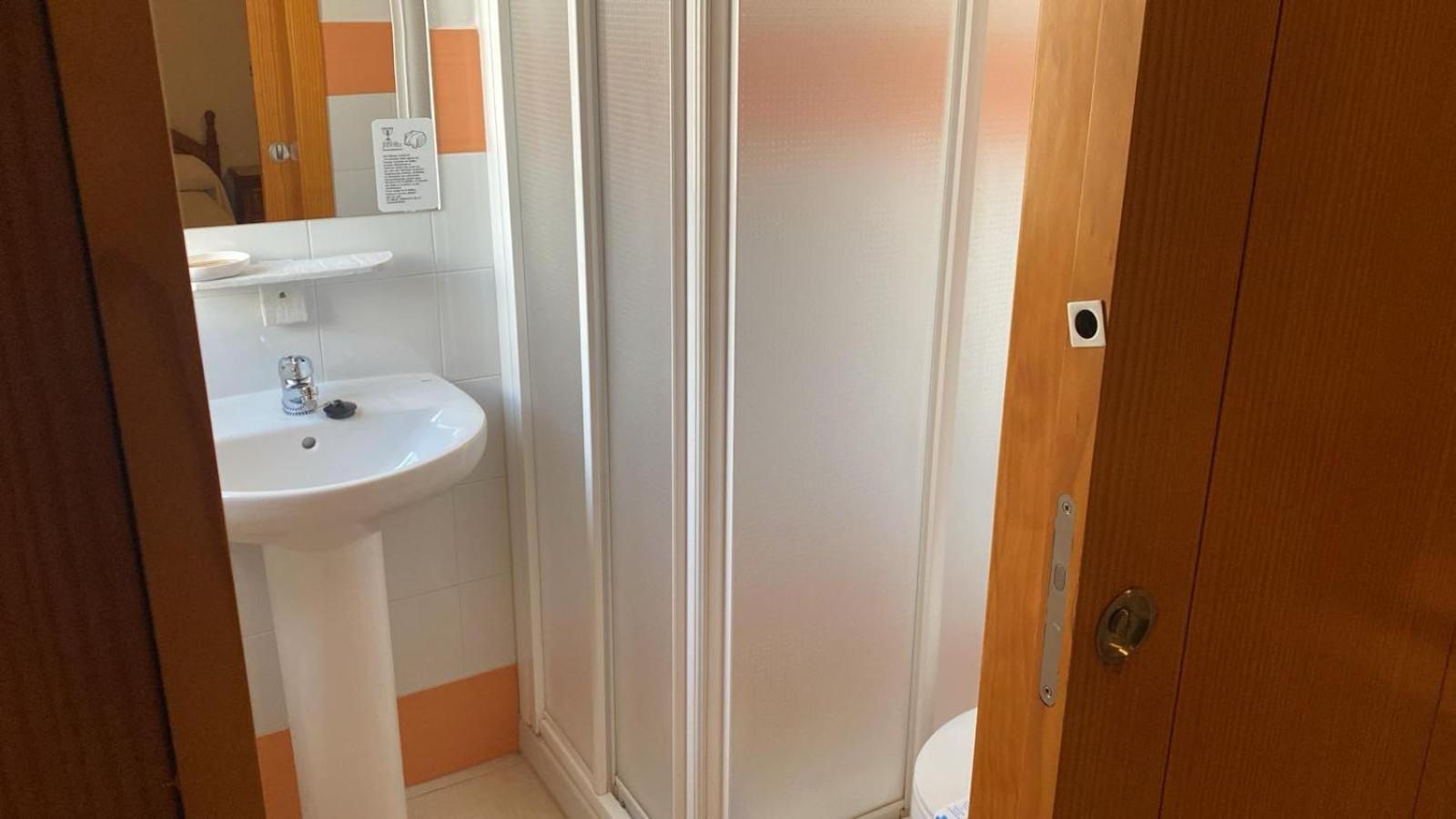 Hospedium Dlj Hostal Ben Nassar Arjona Exteriér fotografie
